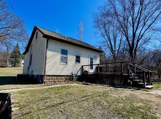 1320 Island St, La Crosse, WI 54603