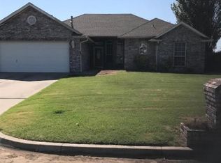 4828 Bismarc Dr, Del City, OK 73115