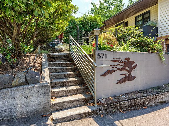 3rd image of 571 S Mountain Ave