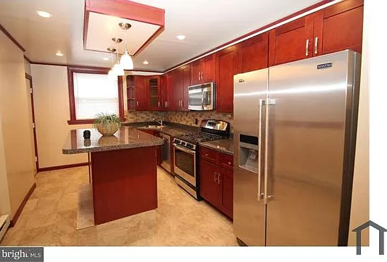 5220 Euclid St — Photo 22