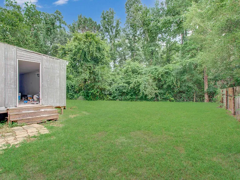 16307 Antelope Ln — Photo 34