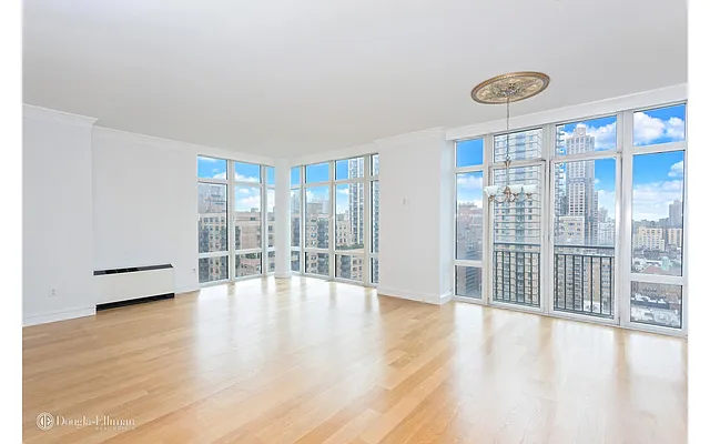 Sold by Douglas Elliman | media 28