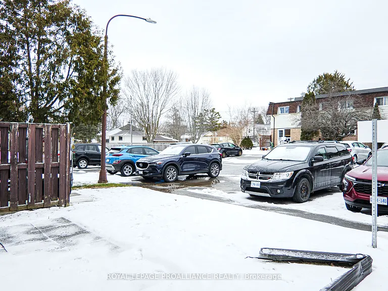 22 Pitt St #19 — Photo 35