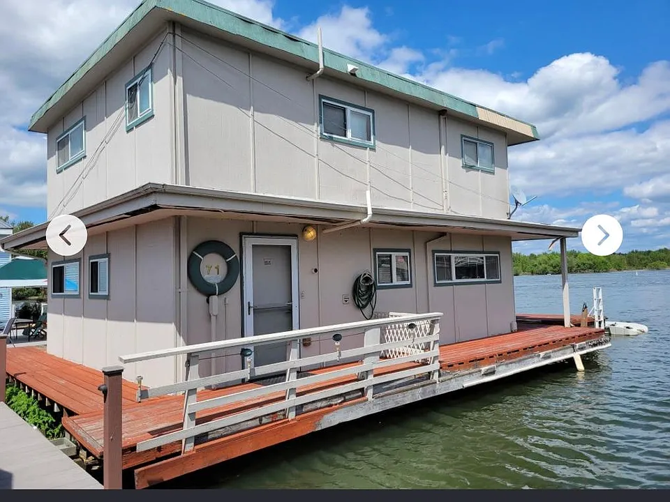 189899 NE Marine Dr