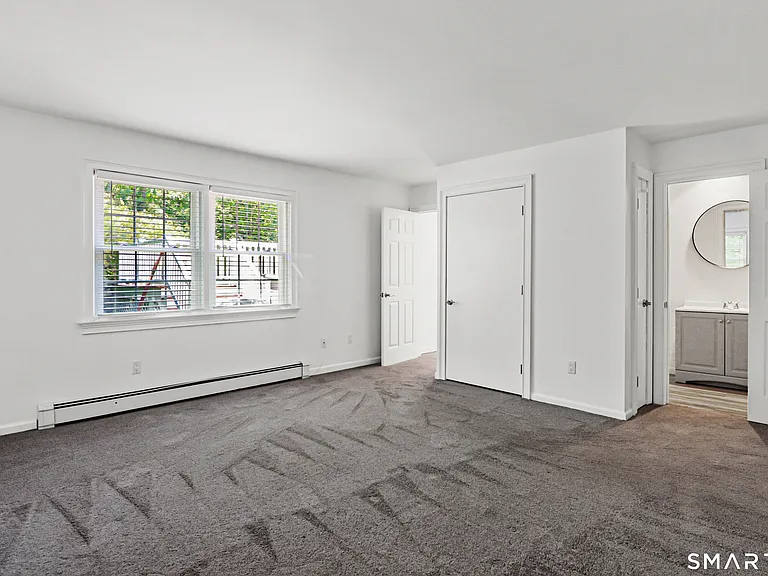 8 Woodchuck Ct — Photo 15