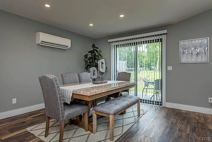 103 Sand Pier — Photo 12