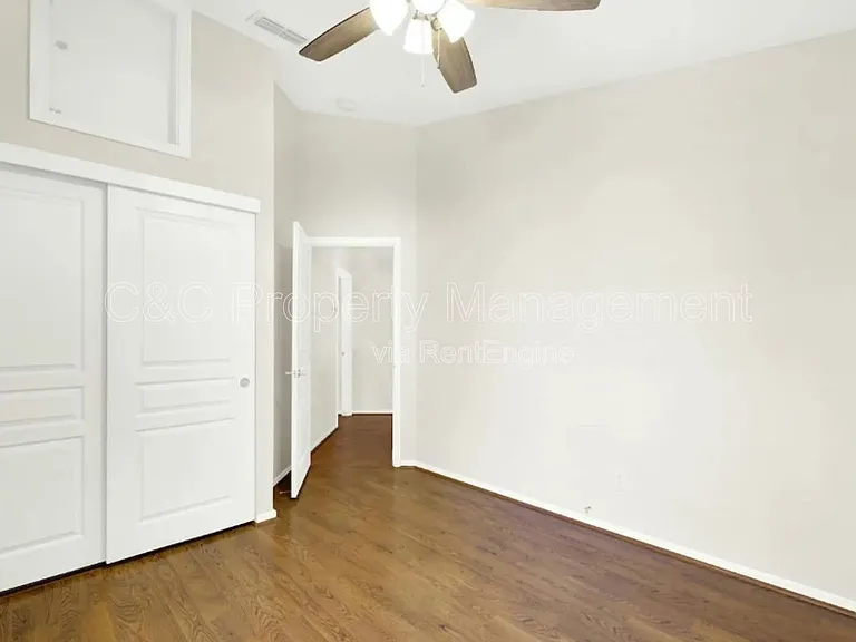242 Bartlett Ln — Photo 11