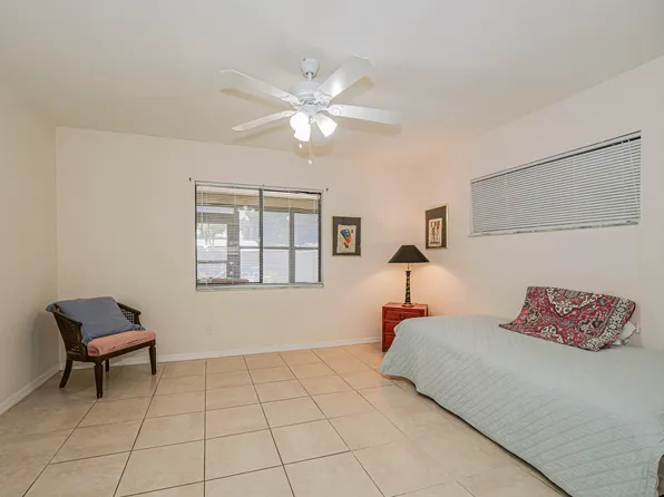 660 26th Court, Vero Beach, FL 32962