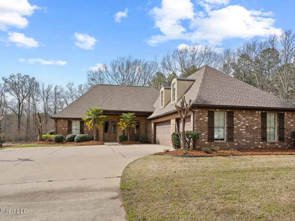321 Buckingham Ct, Ridgeland, MS 39157