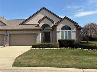 52242 Mitchell Ln #18, Macomb, MI
