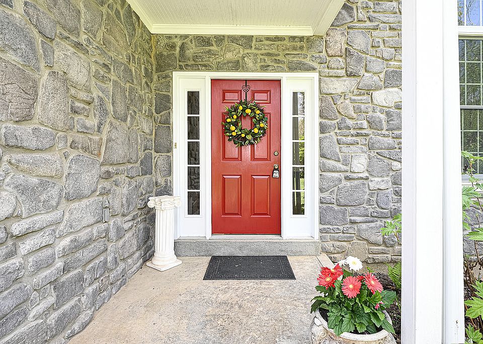 1st image of 4211 Sharonknoll Ct