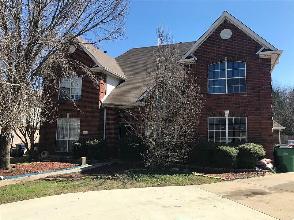 1st image of 1011 Greenbriar Ln