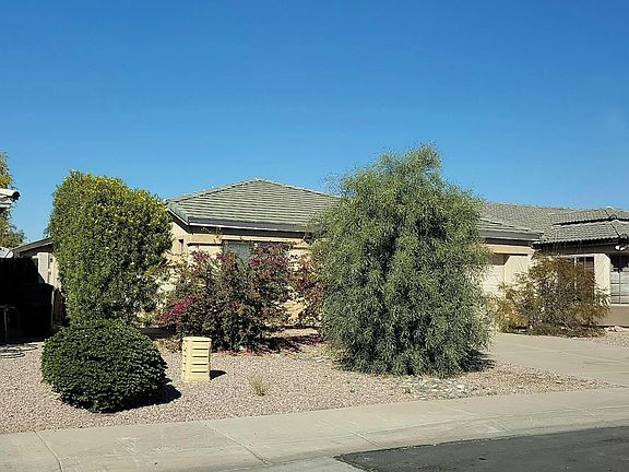 2nd image of 10778 W Windsor Ave