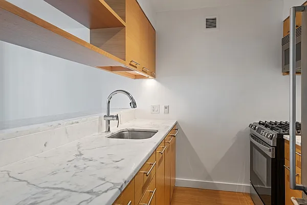 Rented by Corcoran | media 11