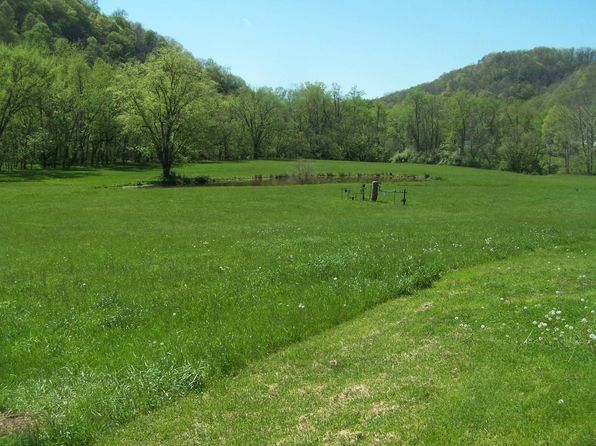 8917 State Highway 5 W, Glenville, WV 26351