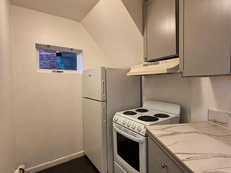 185 Union St #1 — Photo 7