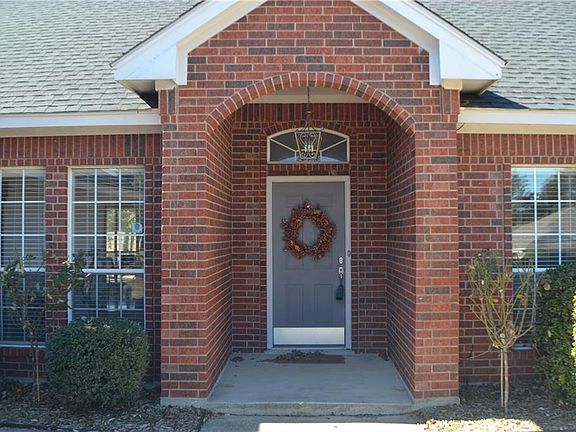 3rd image of 1128 Madlynne Dr
