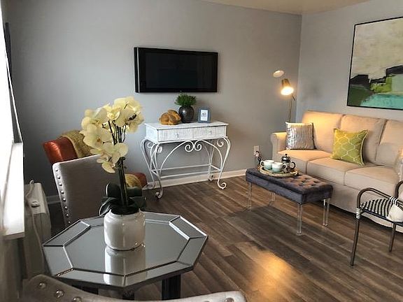 4th image of 2130 Marina Dr APT P