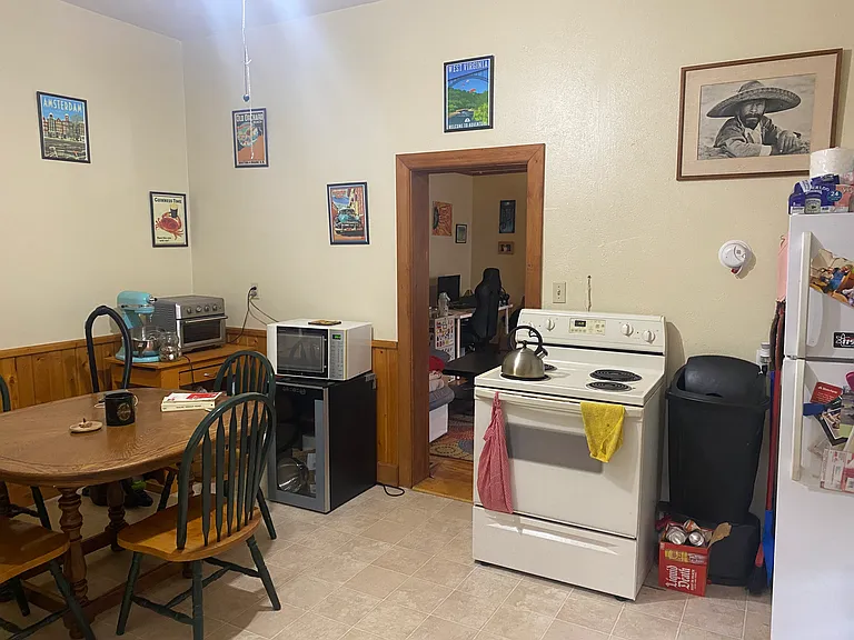 1016 Bross St #A — Photo 12