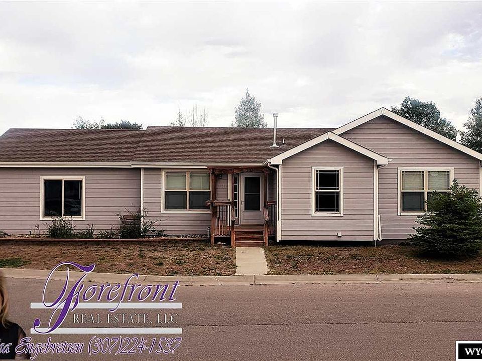 1st image of 3411 Chaparral Dr