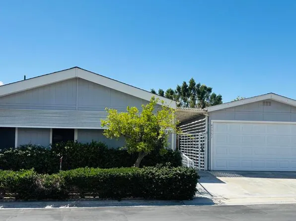 47751 San Salvador, Indio, CA 92201