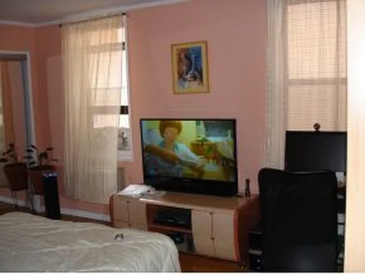 Sold by High Class Realty SB LLC | media 54