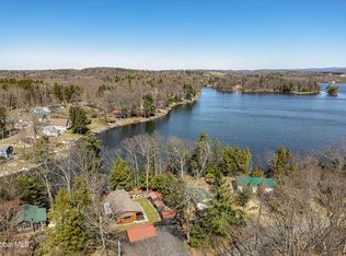 78 Concourse St, Niverville, NY 12130