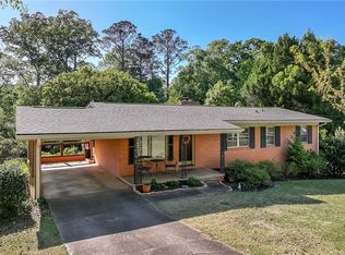 1404 Novella St, Opelika, AL 36801