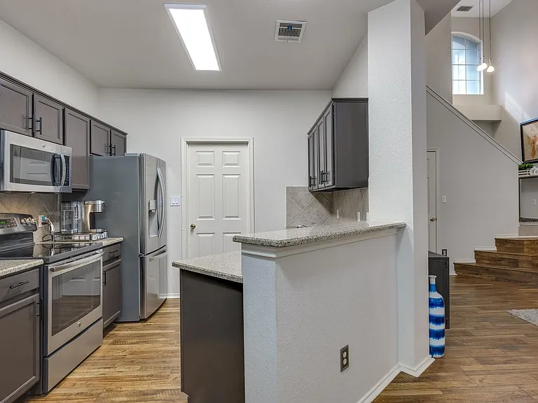 4501 Whispering Valley Dr #3 — Photo 15