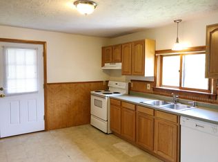 153 Conant St APT 2, Gardner, MA 01440