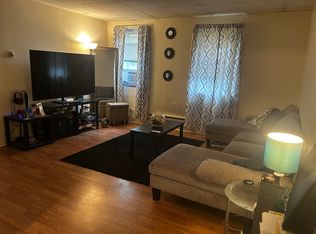 5324 5th St APT B, Whitehall, PA 18052