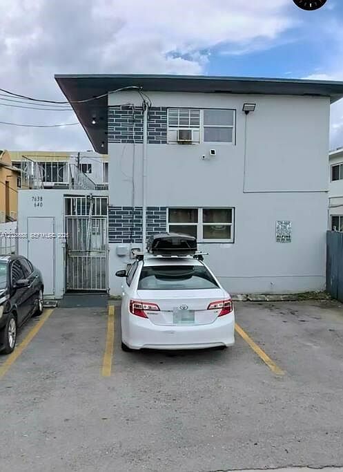 1st image of 7638 N Miami Ave APT 1