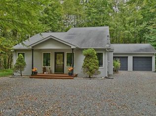 12 Vista Ct, Lake Ariel, PA 18436