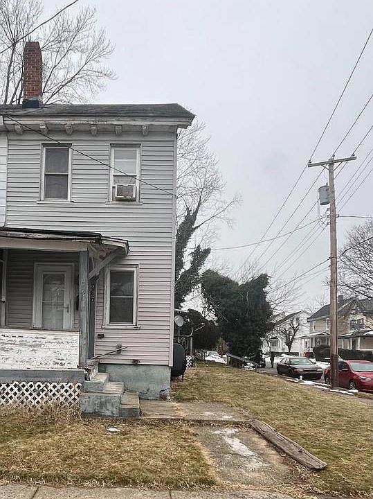 2nd image of 217 S Pine St