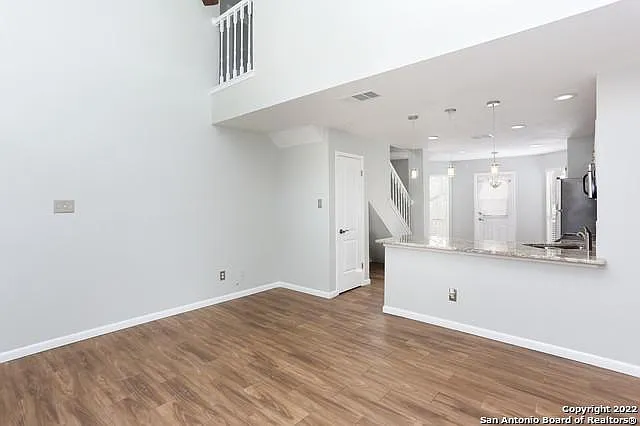 7908 Santa Catalina — Photo 2