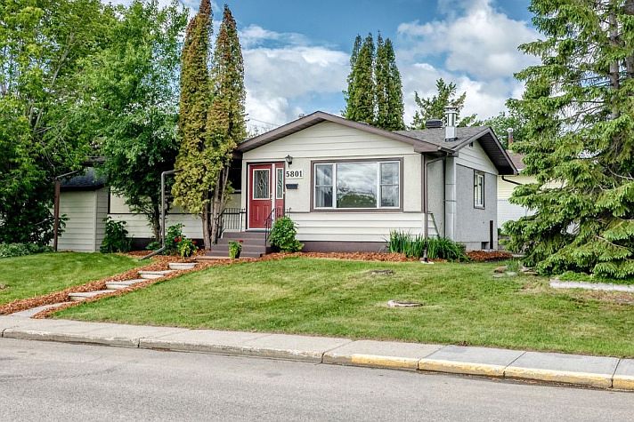 1st image of 5801 41 Street Cres