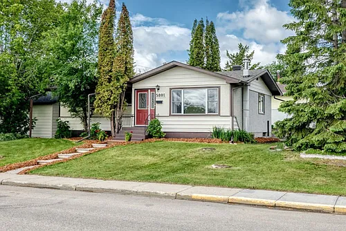 5801 41 Street Cres Photo 1