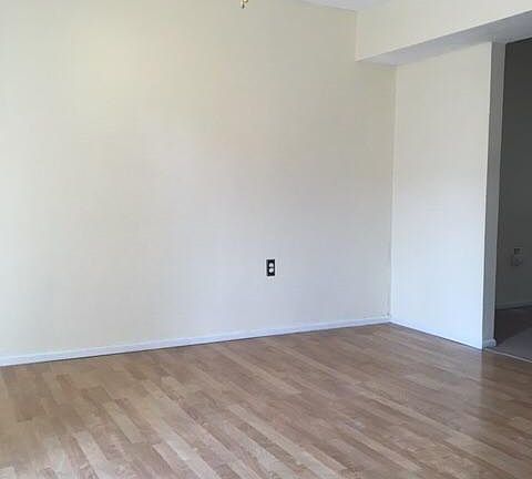 Breakfast room/dining room