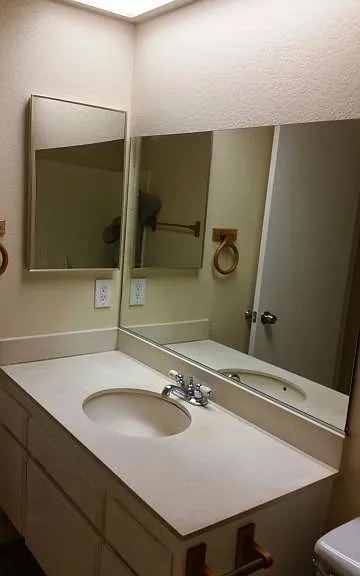 16015 Pioneer Blvd #21B — Photo 11
