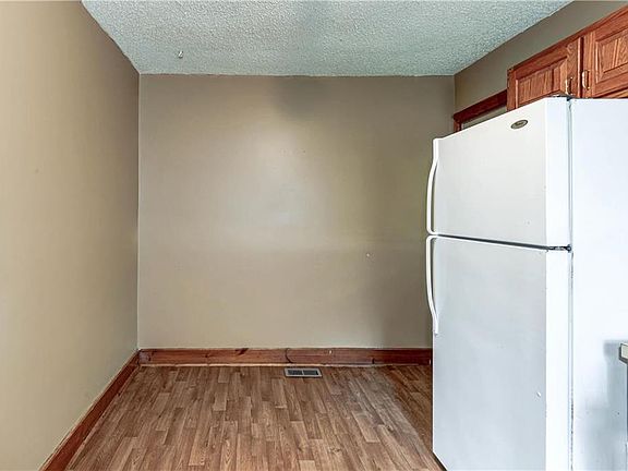 5th image of 1623 Harvard Ave
