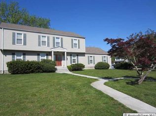 2 Overhill Rd, Ocean, NJ 07712