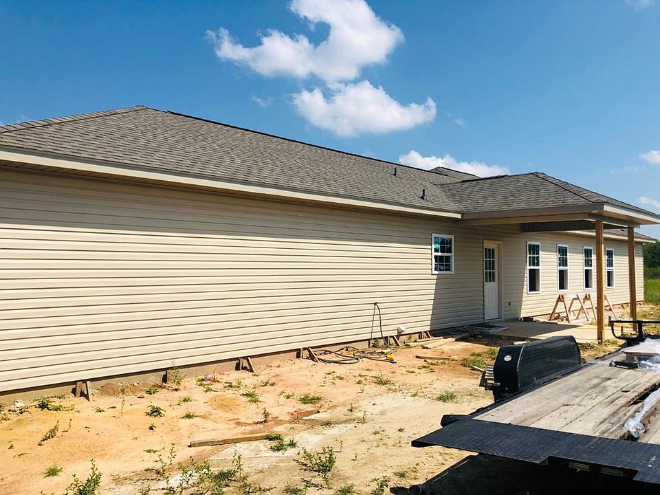 2nd image of 2 Pond Vista Dr