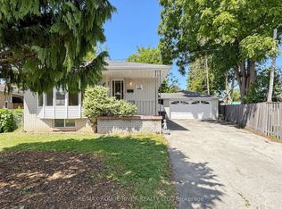38 Lombardy Cres, Toronto, ON M1K 4N8