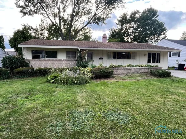 1121 Michigan Ave, Napoleon, OH 43545