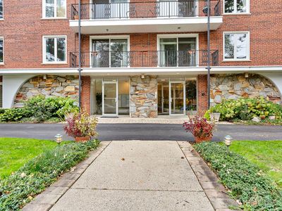 2333 Central St APT 208, Evanston, IL, 60201