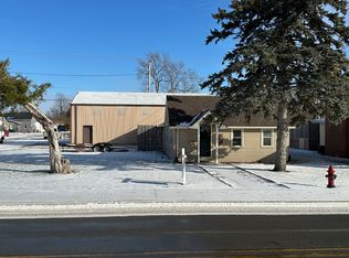 705 S 22nd St, Elwood, IN 46036