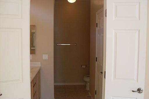 3rd image of 431 W Calle Moncayo