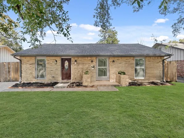 5902 Reamer St, Houston, TX 77074