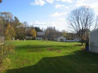106 Mendon St, Hopedale, MA 01747