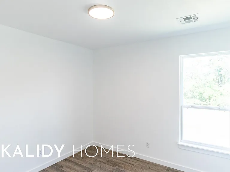 1640 Kalidy Dr — Photo 96